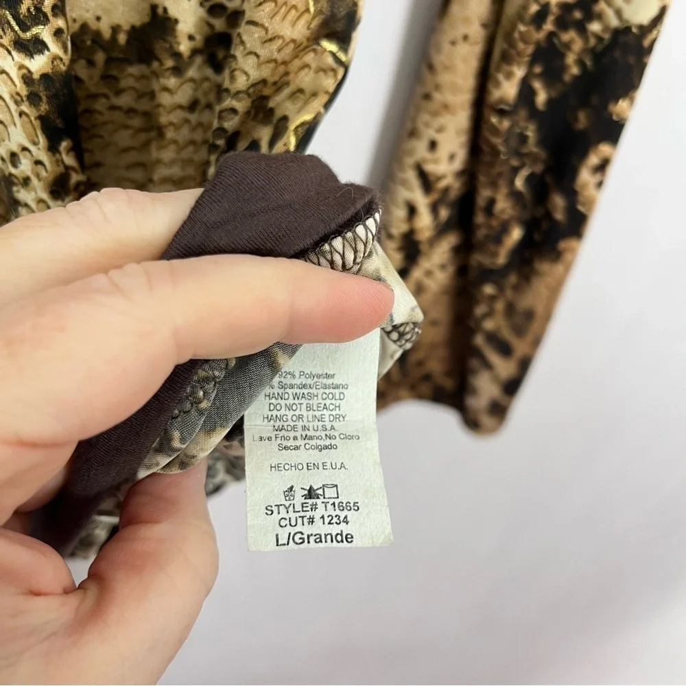 Brown Animal Print Cold Off Shoulder Blouse with Gold toned chain neck Sz Large